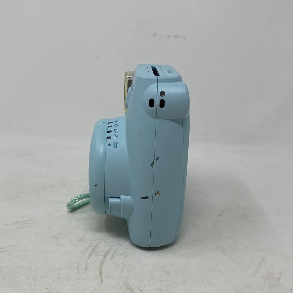 Fujifilm Instax Mini 8 Instant Film Camera Light Blue Untested